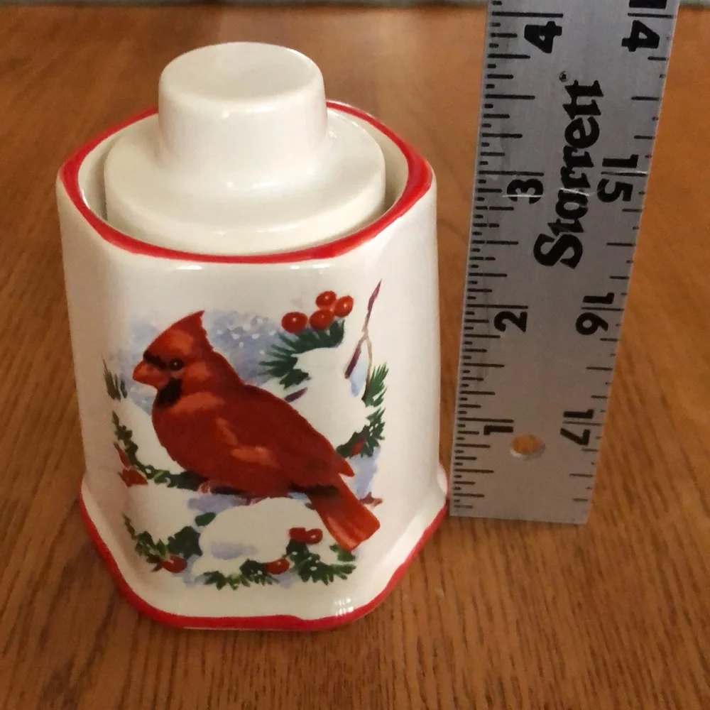 Ceramic winter Cardinal candle